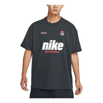 Nike Sportswear Premium Essentials T-shirt 'black'