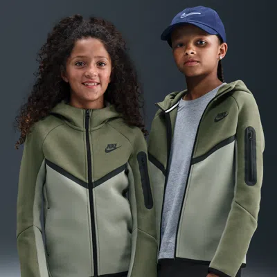 Nike Sportswear Tech Fleece Big Kids' Full-zip Hoodie In Green