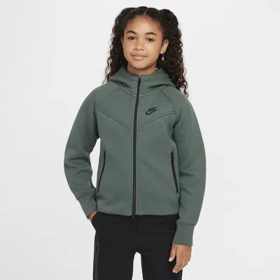 Nike Sportswear Tech Fleece Big Kids' (girls') Full-zip Hoodie In Green