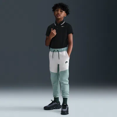 Nike Sportswear Tech Fleece Big Kids' Jogger Pants In Black