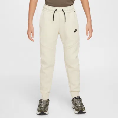 Nike Sportswear Tech Fleece Big Kids' Jogger Pants In Brown
