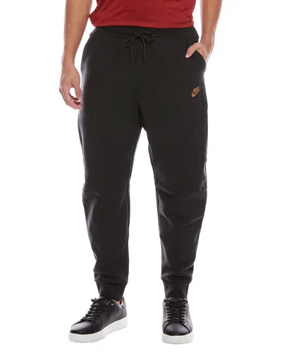 Nike Sportswear Tech Fleece Brushed Jogger In Black