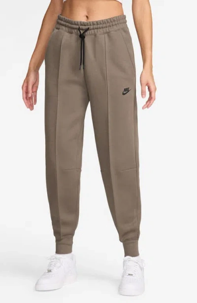 Nike Sportswear Tech Fleece Mid-rise Joggers
