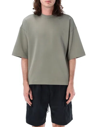 Nike Sportswear Tech Fleece Reimagined Short In Green