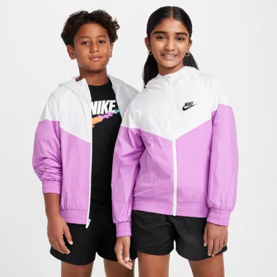 Nike Sportswear Windrunner Big Kids' Hooded Repel Jacket In White