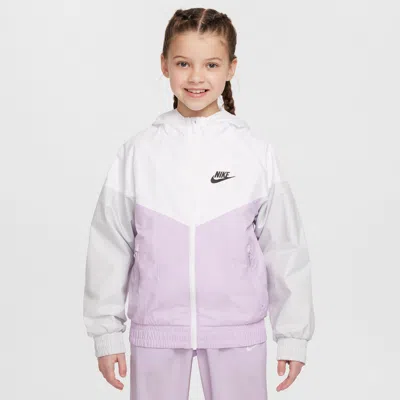 Nike Sportswear Windrunner Big Kids' Hooded Repel Jacket In White