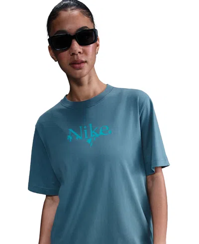 Nike Sportswear Women's Cotton Logo Relaxed T-shirt