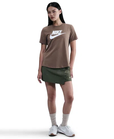 Nike Sportswear Women's Essentials Logo T-shirt In Brown