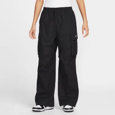 Nike Sportswear Women's Mid-rise Oversized Woven Cargo Trousers In Black