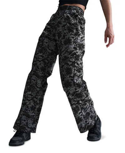 Nike Sportswear Women's Windrunner Women's Uv Woven Printed Pants In Black
