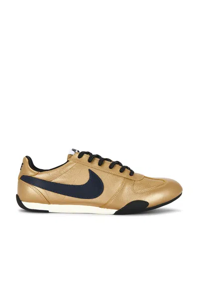Nike Sprint Sister Sneaker