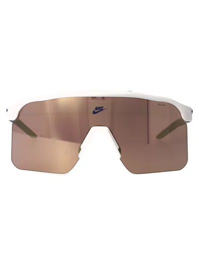 Nike Squared Sunglasses Expeditionshieldeniu4700 X 121 In White