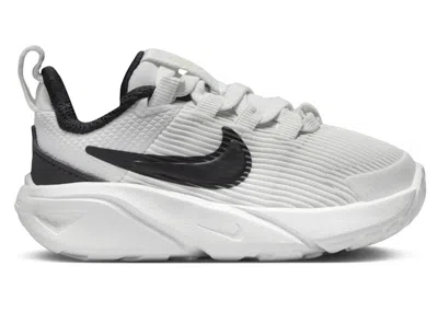 Pre-owned Nike Star Runner 4 Black Sneakers In Summit White/barely Volt