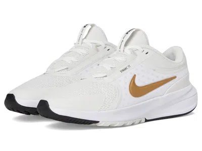 Nike Star Runner 5 (big Kid) Kids Shoes Platinum Tint/metallic Gold/black : 4.5 Big Kid M, Textile In White