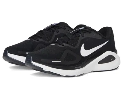 Nike Structure 26 Se Running Shoe In Black