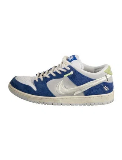Pre-owned Nike Suede Athletic Sneakers In Silver