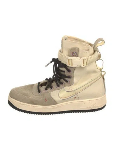 Pre-owned Nike Suede Colorblock Pattern Sneakers In Green