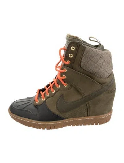 Pre-owned Nike Suede Lace-up Boots In Green