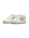Nike Suede-panel Low Trainers In Neutral