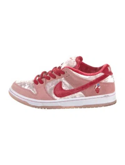 Pre-owned Nike Suede Patterned Sneakers In Pink