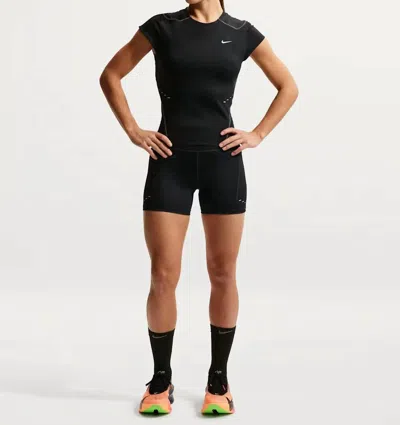 Nike Swift High-waisted 4 Tight Running Shorts With Pockets In Black