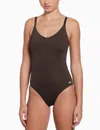 Nike Swim Women's Effortless Essential V-neck One-piece