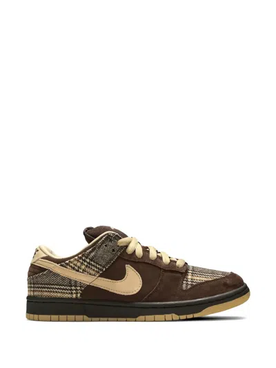 Nike Swoosh Lace-up Sneakers In Brown