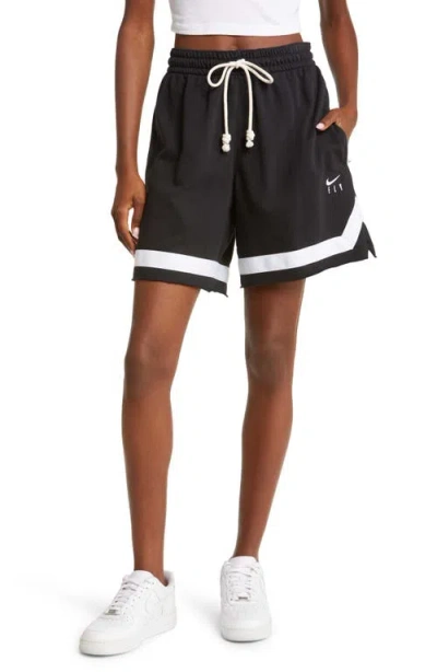 Nike Swooshy Fly Fleece Shorts In Black