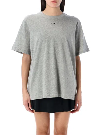 Nike T-shirt Swoosh In Grau