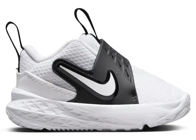 Pre-owned Nike Team Hustle D 12 Sneakers In White/black