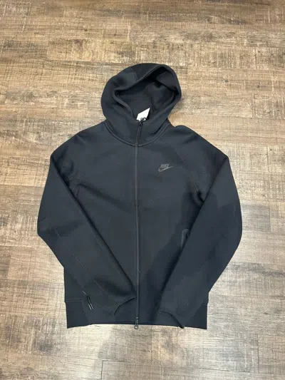 Pre-owned Nike Tech Fleece Jacket In Black