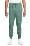Nike Tech Fleece Joggers In Bicoastal/ Black
