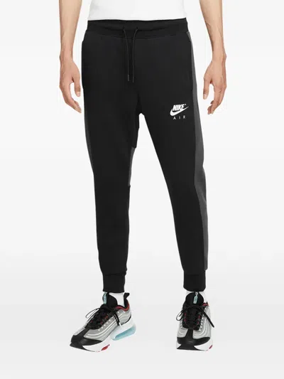 Nike Tech Fleece Joggers In Black