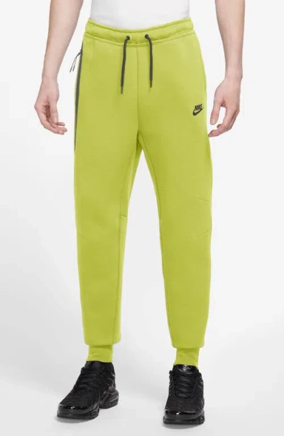 Nike Tech Fleece Joggers In Bright Cactus/ Black