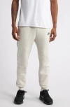 Nike Tech Fleece Joggers In Light Orewood Brown/black