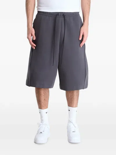 Nike Tech Fleece Oversized Shorts In Gray