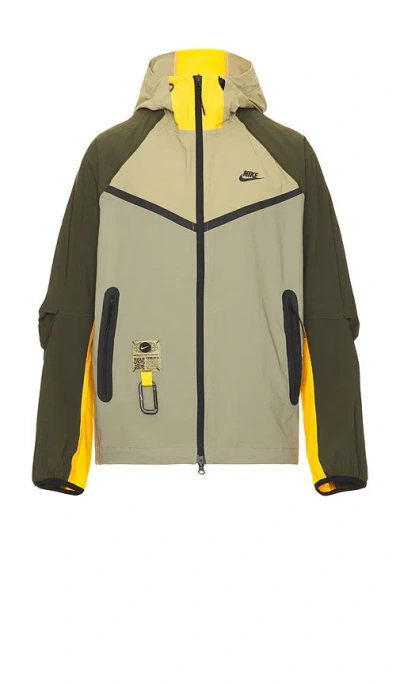 Nike Tech Full Zip Trek Jacket