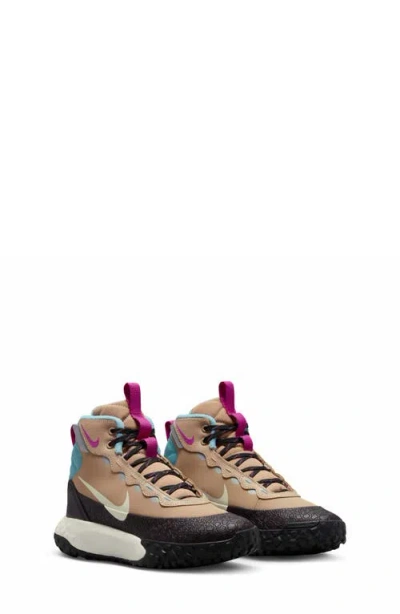 Nike Terrascout Sneaker Boot In Hemp/burgundy/denim