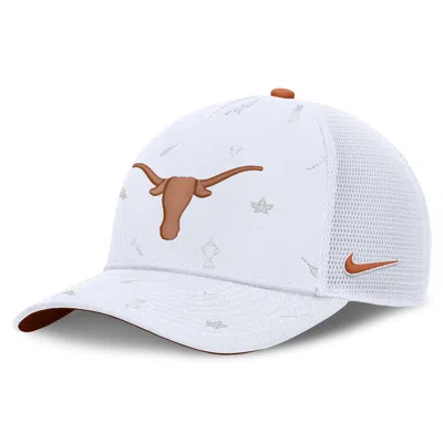 Nike Texas Country Club Golfin' Rise  Unisex College Trucker Adjustable Hat In White