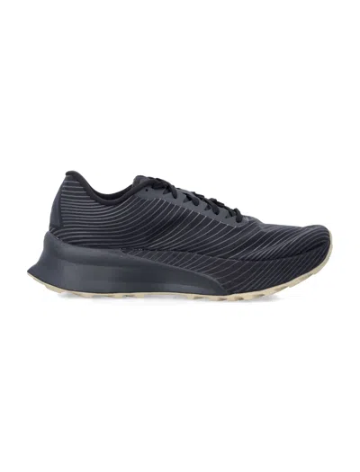Nike Ultrafine Trail Sneakers - Unisex In Black Dk Smoke Grey