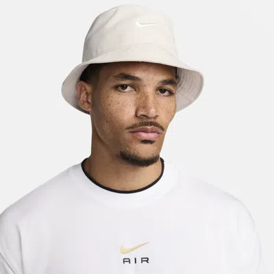 Nike Unisex Apex Swoosh Bucket Hat In Brown