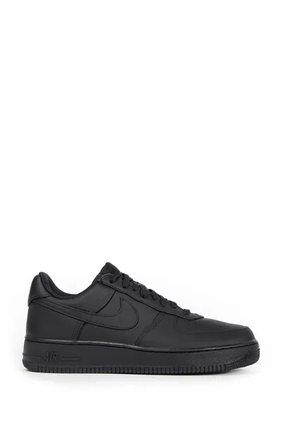 Nike Unisex Black Sneakers