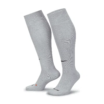 Nike Unisex Classic 2 Cushioned Over-the-calf Socks In Grey