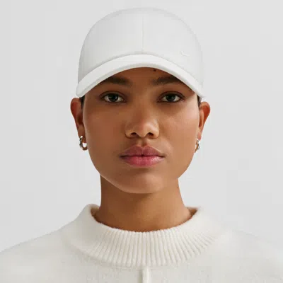 Nike Unisex Club Unstructured Cap In White