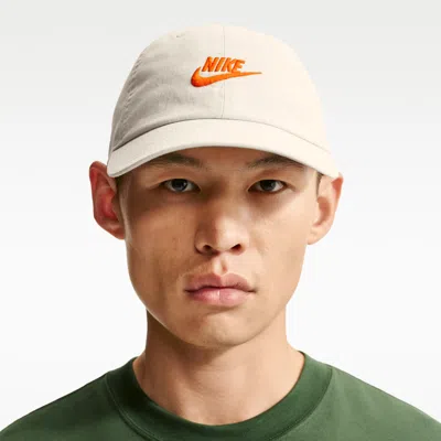 Nike Unisex Club Unstructured Futura Wash Cap In Gray