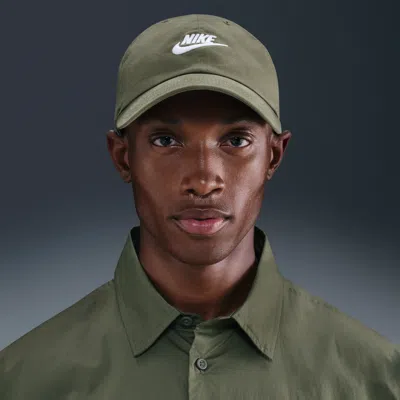 Nike Unisex Club Unstructured Futura Wash Cap In Green