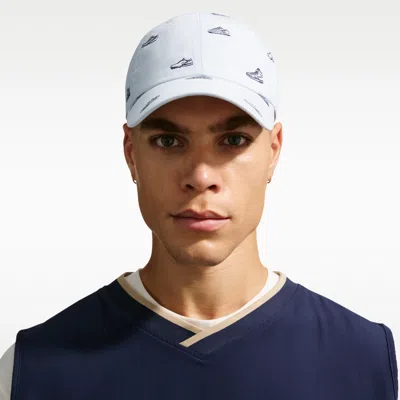 Nike Unisex Club Unstructured Golf Cap In White
