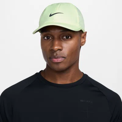 Nike Unisex Dri-fit Club Unstructured Featherlight Cap In Yellow