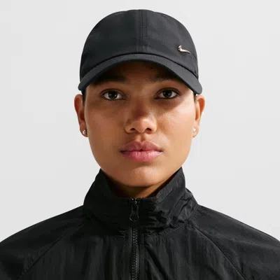 Nike Unisex Dri-fit Club Unstructured Metal Swoosh Cap In Black