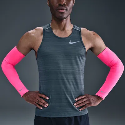 Nike Unisex Dri-fit Lightweight Sleeves 2.0 In Pink